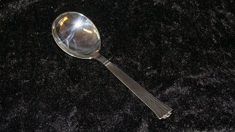 Sugar #Diplomat Sølvplet
Manufactured by Chr. Fogh, A.P. Berg, O.V. Mogensen.
Length 12.6 cm approx