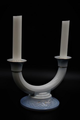 click to zoom