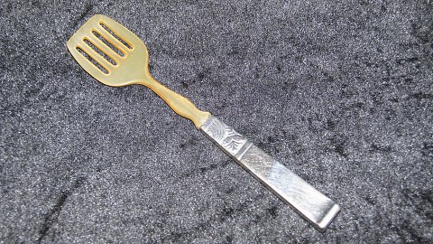 Herring spade #Funkis no. 7 silver stain
Produced at Dansk Forsølvnings Anstalt.
Length 16.3 cm