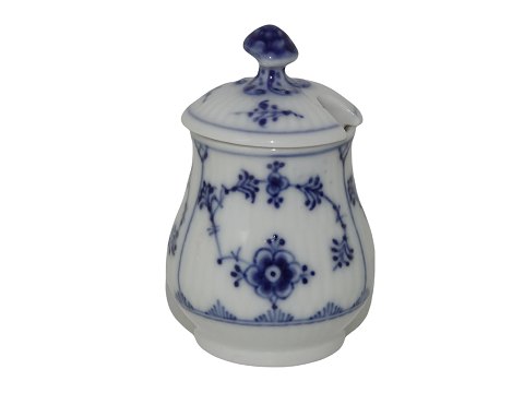 Blue Fluted Plain
Lidded mustard jar