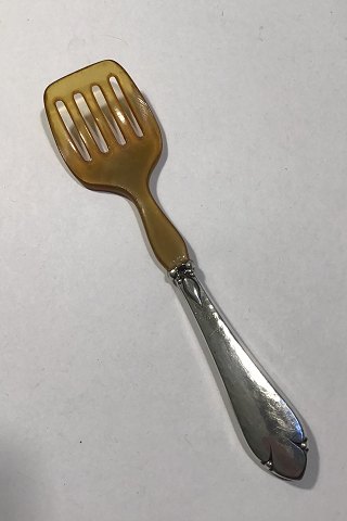 click to zoom
