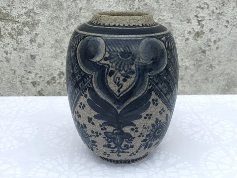 Patrick Nordstrøm
Vase aus glasiertem Steinzeug
* 8000 DKK