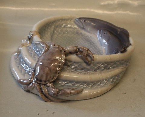 B&G 2269 Fish (pair) & crab on tray 23 cm B&G Porcelain