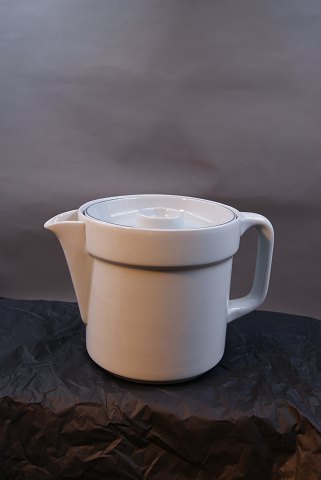 Blue Line Danish faience porcelain, the small covered tea pot