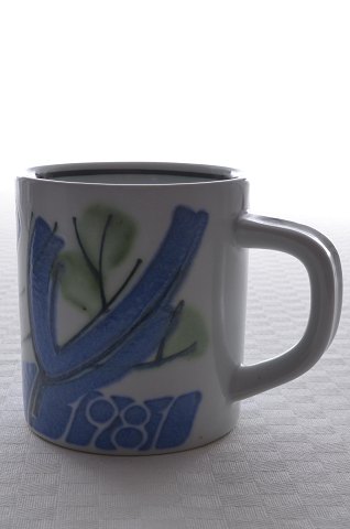 Royal Copenhagen Small Annual mug 1981