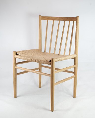 Skrivebordsstol i egetræ, FDB stol, model J80, designet af Jørgen Bækmark fra 
1950