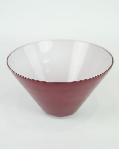 Glass bowl, designed by Pernille bülow, double colors
Great condition
