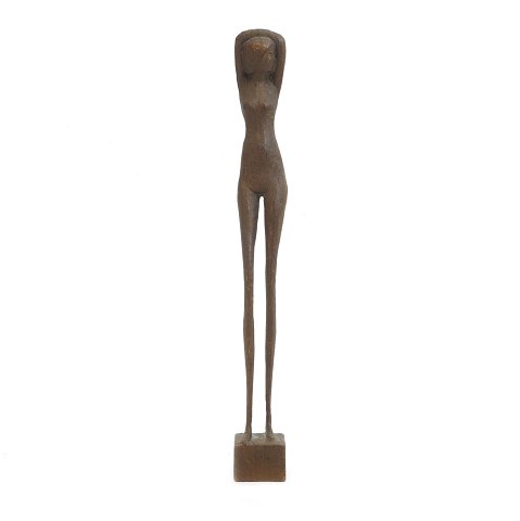 Figur von Otto P, holz. signiert. H: 30,5cm