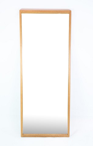 Mirror, oak, Aksel Kjaersgaard, 1960
Great condition
