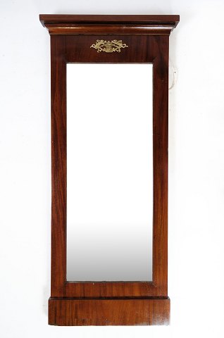 Mirror of hand-polished mahogany, brass decoration, 1880
Great condition
