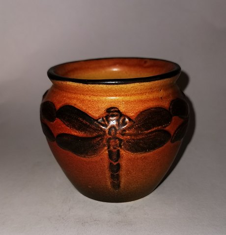 P. Ipsen: Pot in Skønvirkestil with decoration by jeweler c. 1900