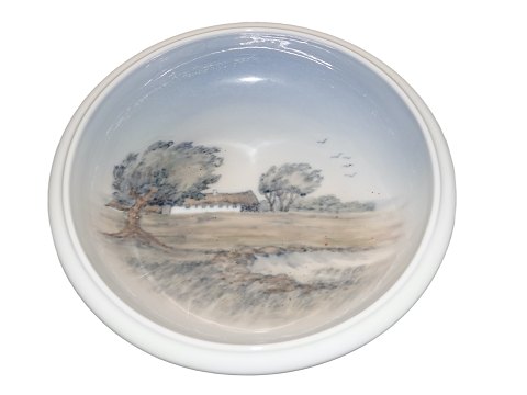 Royal Copenhagen 
Round tray with landscape