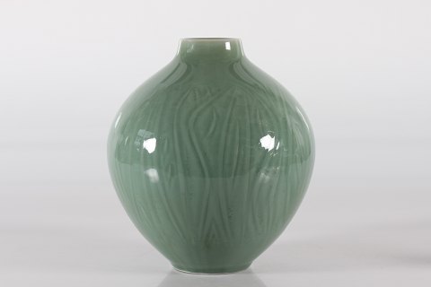 Royal Copenhagen
Nils Thorsson
Vase 
