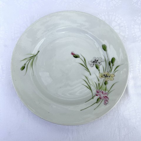 Bing & Grondahl
carnation
Dinner plate
# B & G
* 250 DKK