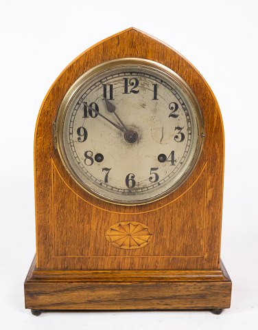Karmin ur, lys mahogni, intarsia, 1920