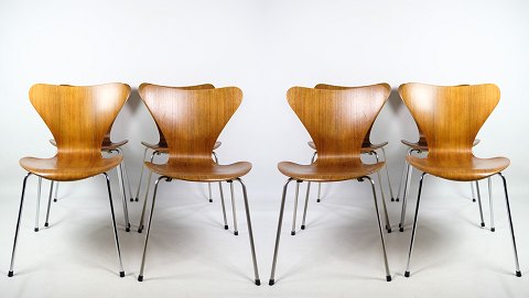 Set of 8 Seven chairs, model 3107, teak, Arne Jacobsen, Fritz Hansen, 1950
Great condition
