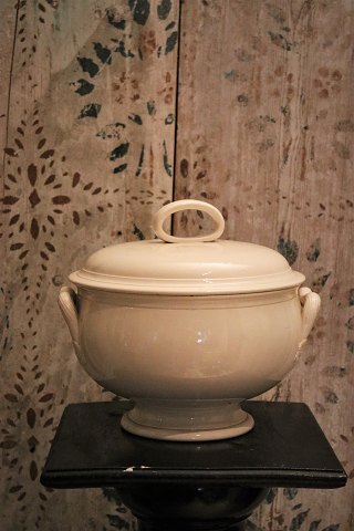 Decorative Swedish 1800 century , cream-colored faience tureen...