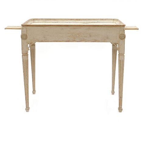 Gustavian table in its original colors. Sweden 
circa 1780. H: 76cm. W: 85cm. D: 51cm
