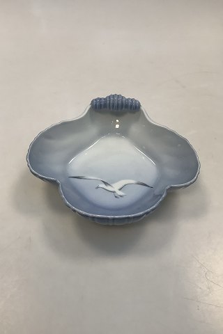 Bing and Grondahl Seagull Clam Bowl No 42