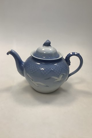 Bing and Grondahl Seagull Tea Pot No. 92