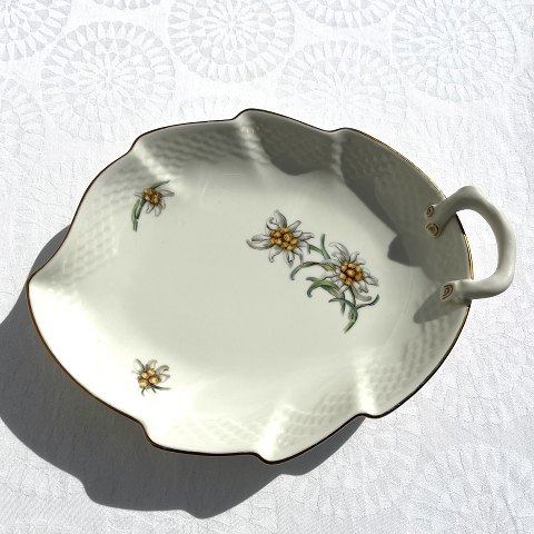 Bing & Grondahl
Mimer
Leaf dish
#199
*DKK 150