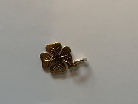 Four-leaf clover in 14 carat gold
Stamped 585
Measures 19.42 mm approx
Thickness 0.52 mm
