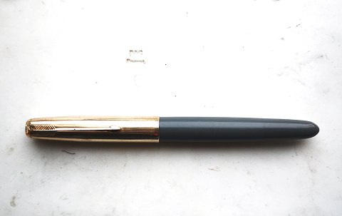 Gray Parker 51 Vacumatic fountain pen
