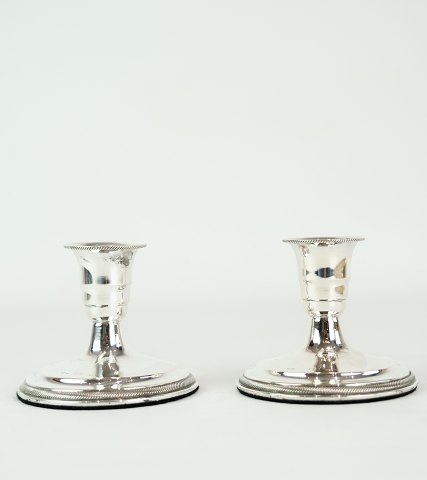 Et par Sølv lysestager, perlekant, 830 sterling, Svend Toksværd
Flot stand

