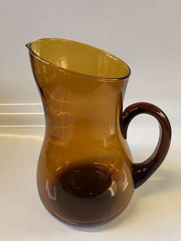 Pitcher
Height 21 cm approx