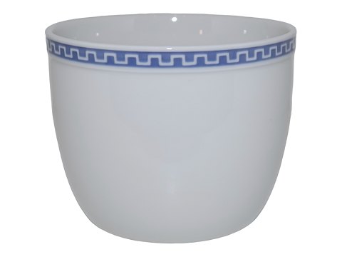 Royal Copenhagen porcelain
Small flower pot with blue decoration