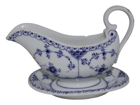 Blue Fluted Half Lace
Rare gravy boat on platter