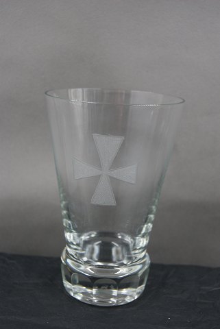 Dänische Freimaurer Gläser, Biergläser mit Symbolen verziert auf kantigem Fuss