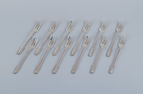 click to zoom