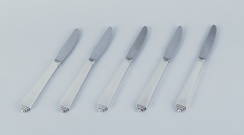 click to zoom