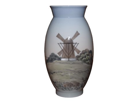 Bing & Grøndahl
Vase med dansk mølle