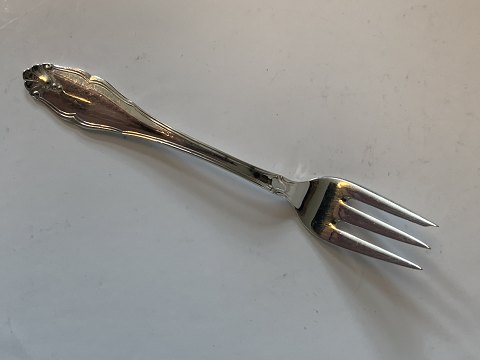 Charlottenborg Silver Cake Fork
Toxværd (Formerly Grann & Laglye)
Length 13.5 cm.