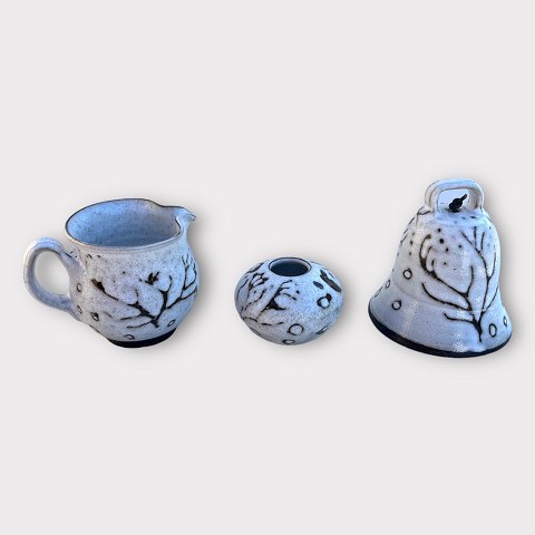 Ceramic set
Vase
Bell
Pitcher
*DKK 250 in total