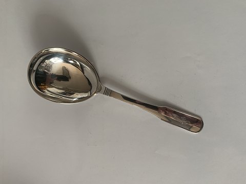 Marmalade spoon Thirslund Danish silver cutlery
Hans Hansen Silver
Length 14.1 cm.