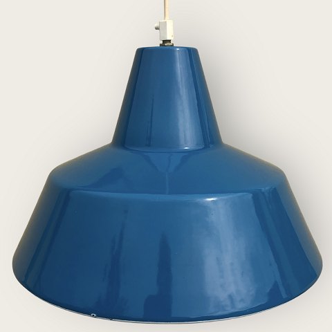 Louis Poulsen
Ceiling lamp
Blue Enamel
*750 DKK