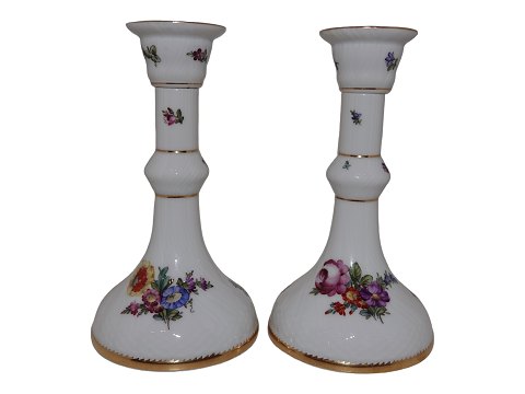 Full Sachian Flower
Pair of tall candle light holders