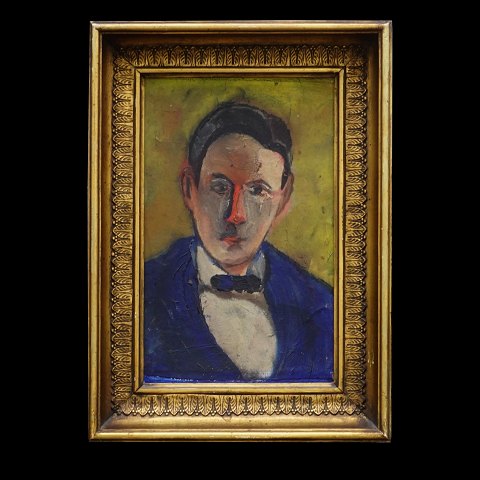 Jens Søndergaard, 1895-1957, oil on plate. Self 
portrait 1926. Visible size: 33x21cm. With frame: 
45x33cm