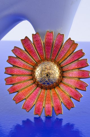 A Michelsen  Marguerite brooch