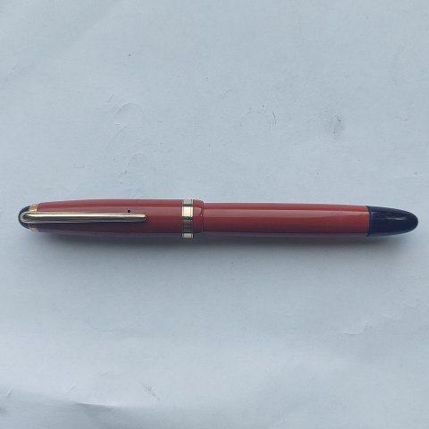 Coral red Montblanc no 214 fountain pen