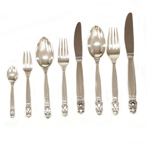 Sterlingsilver Acorn cutlery by Johan Rohde for 
Georg Jensen for 6 persons. 48 pieces