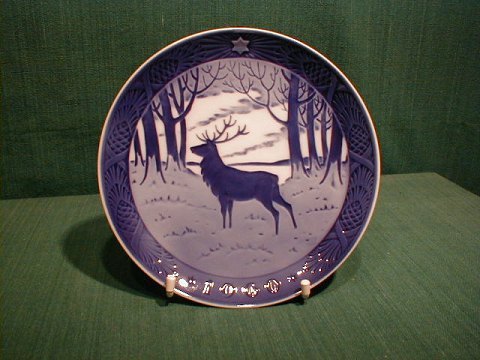 Christmas Plates by Royal ...