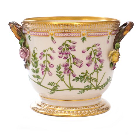 Large Royal Copenhagen Flora Danica Champagne 
cooler 3571. "Vicia silvatica L." H: 17,5cm