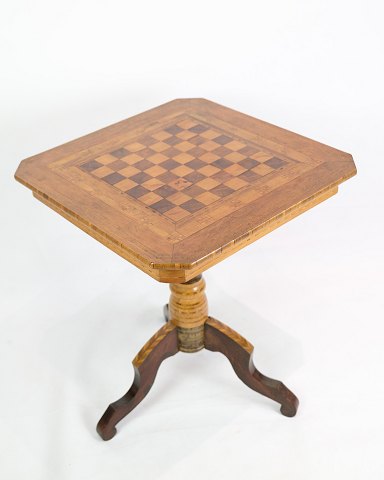 Italian - Chessboard - Fruit tree - 1860
&#8203;
Great condition
