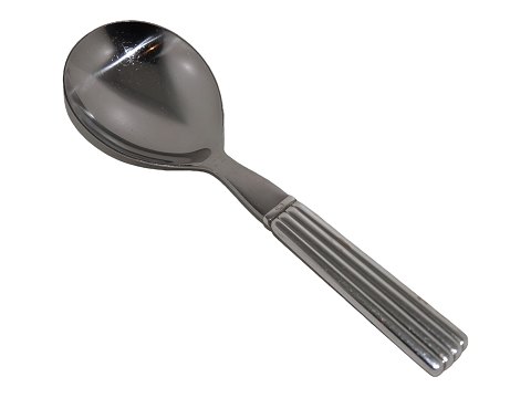 Georg Jensen Bernadotte
Serving spoon 19 cm.