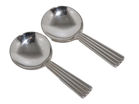 Georg Jensen Bernadotte
Sukkerske 9,9 cm.