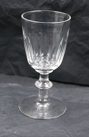 Christian Eight glasses by Kastrup/Holmegaard, Denmark. Port wine glasses 10.5cm 